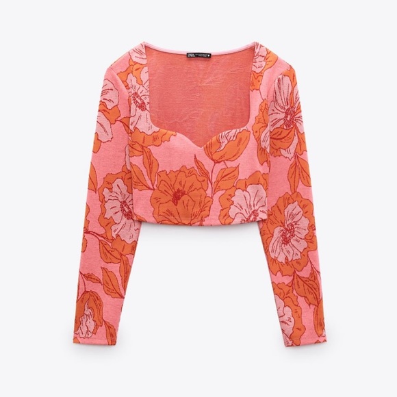 Zara Tops - NWT Zara jacquard floral printed crop top blogger favorite